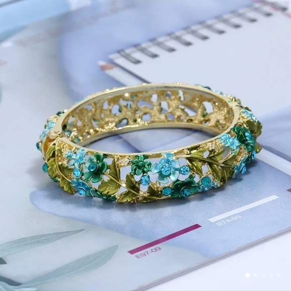 Gold-plated blue green crystal flower bangle bracelet BOGO - Picture 5 of 12